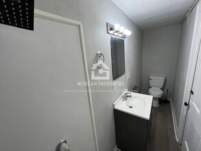 702 W 5th St, Unit 3 in Anderson, IN - Building Photo - Building Photo