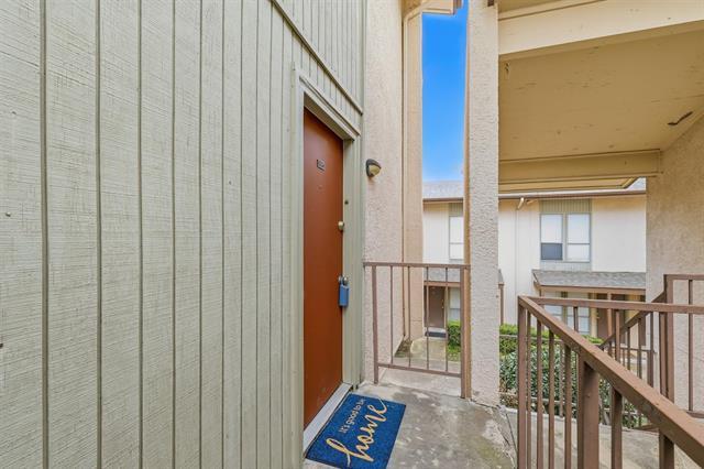 12818 Midway Rd in Dallas, TX - Building Photo - Building Photo