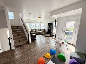 1780 W Torlundy Dr in Riverton, UT - Building Photo - Building Photo