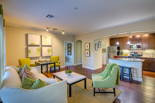 The Retreat at Conroe Apartments