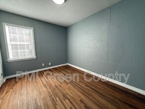 2626 W 48th St in Tulsa, OK - Building Photo - Building Photo