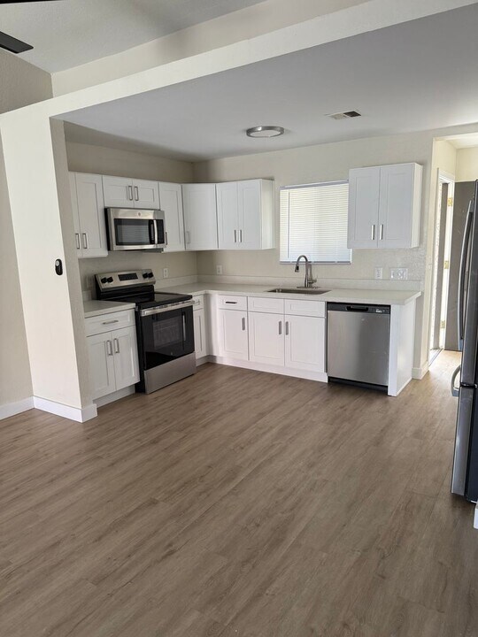 3045 N 24th Dr in Phoenix, AZ - Building Photo