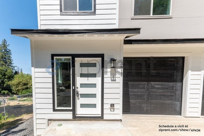 3811 E 12th Ave in Spokane, WA - Building Photo - Building Photo