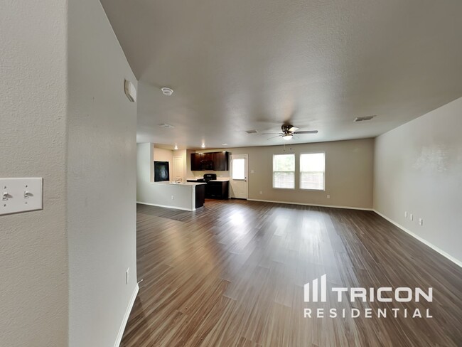 5693 McClelland St in Forney, TX - Building Photo - Building Photo