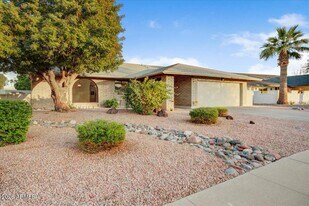 8655 E Vía Del Palacio in Scottsdale, AZ - Building Photo