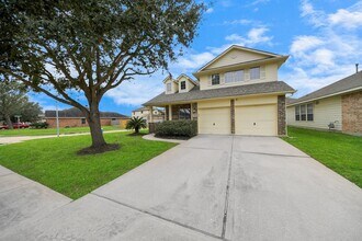 7447 Oakwood Canyon Dr in Cypress, TX - Building Photo - Building Photo