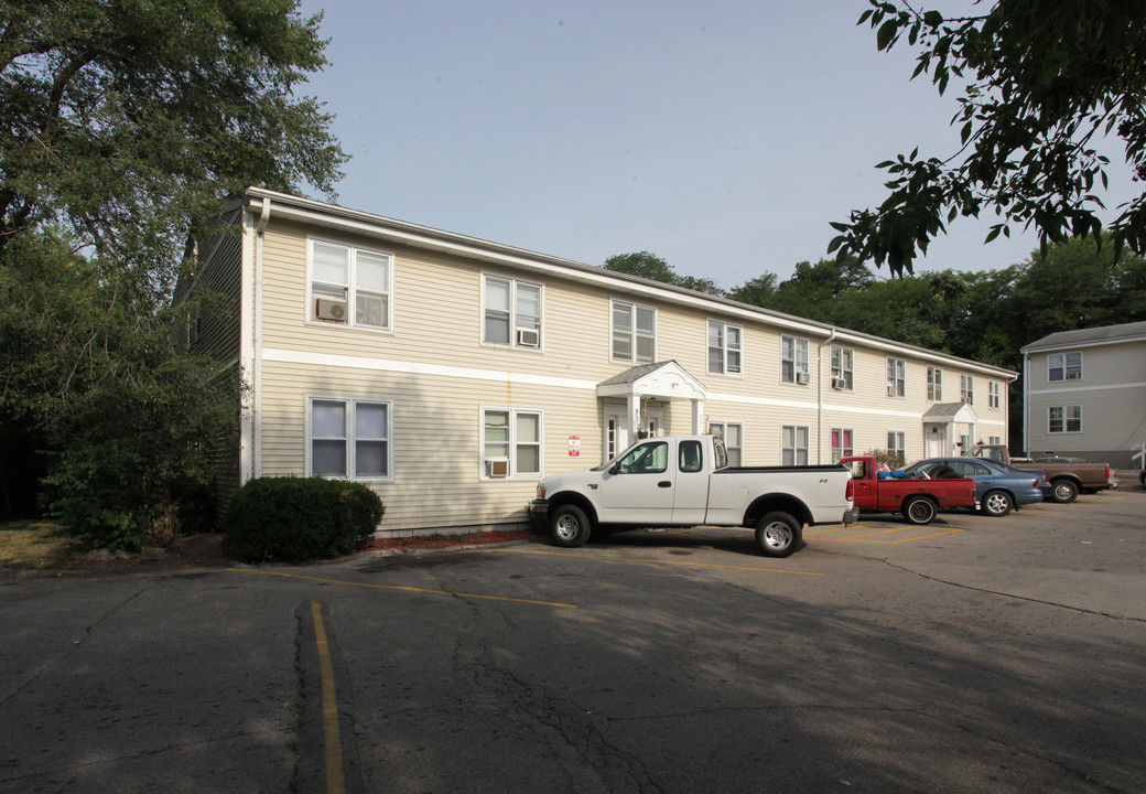 2519 Clarkson Ave in Des Moines, IA - Foto de edificio