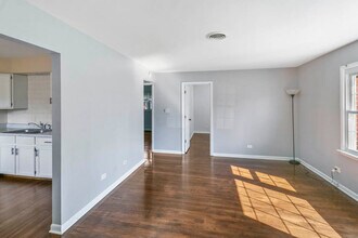 11212 1st St in Mokena, IL - Building Photo - Building Photo