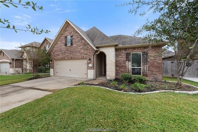 2523 Warkworth Ln in College Station, TX - Foto de edificio - Building Photo