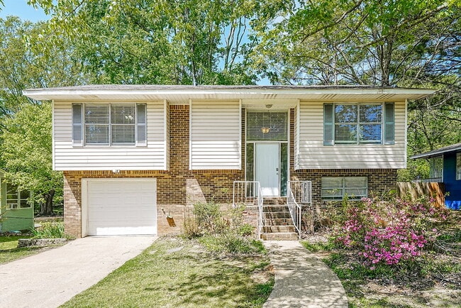 property at 2524 Daly Dr