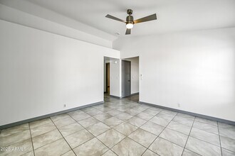 15702 W Cottonwood St in Surprise, AZ - Building Photo - Building Photo