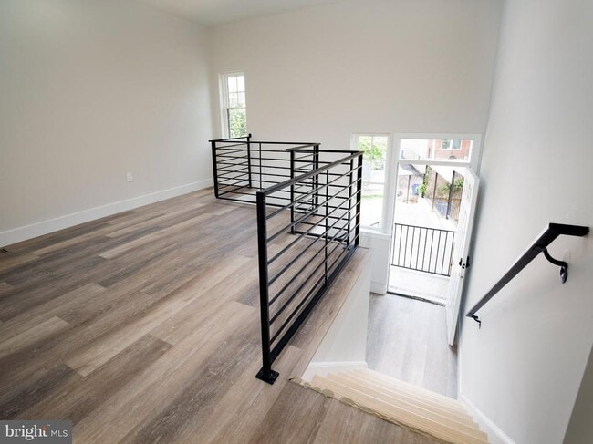 303 Fountain St in Philadelphia, PA - Building Photo - Building Photo