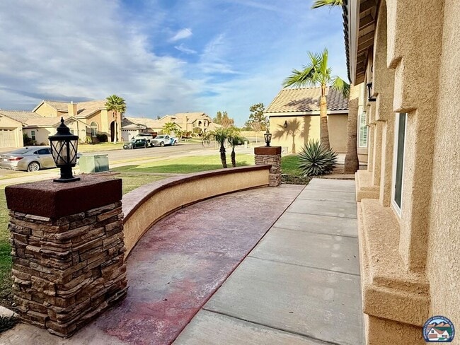 2641 Wensley Ave in El Centro, CA - Building Photo - Building Photo