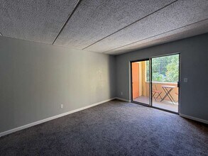 209 Miracle Strip Pkwy in Mary Esther, FL - Building Photo - Building Photo