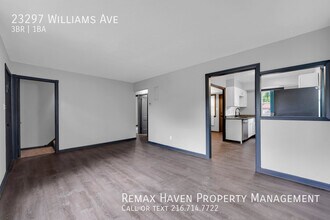 23297 Williams Ave in Euclid, OH - Building Photo - Building Photo