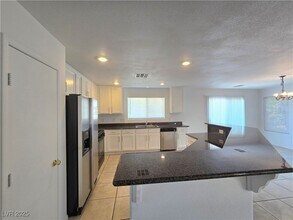 11884 Bella Luna St in Las Vegas, NV - Building Photo - Building Photo