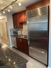 2 E Erie St-Unit -Apt 1902 in Chicago, IL - Building Photo - Building Photo