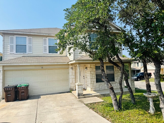 12803 Capri in San Antonio, TX - Foto de edificio - Building Photo