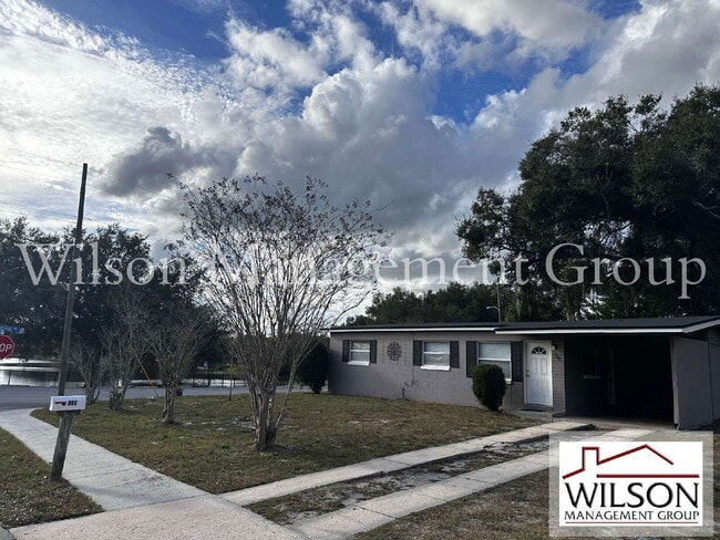 property at 900 Jamela Dr