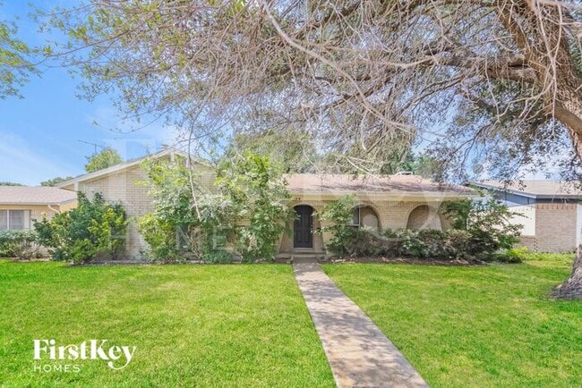 property at 2026 Aspen Ln