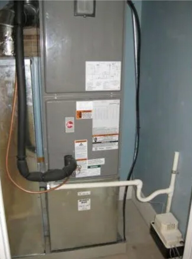 55 Salem St in Rutland, OH - Building Photo - Building Photo