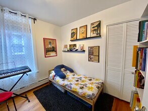 17 Perry St, Unit 2 in Brookline, MA - Building Photo - Building Photo