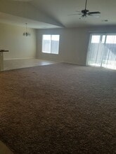 6309 Lost Peak Ct in Bakersfield, CA - Building Photo - Building Photo