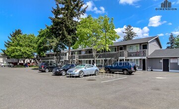 Freiday Apartments in Lakewood, WA - Building Photo - Interior Photo