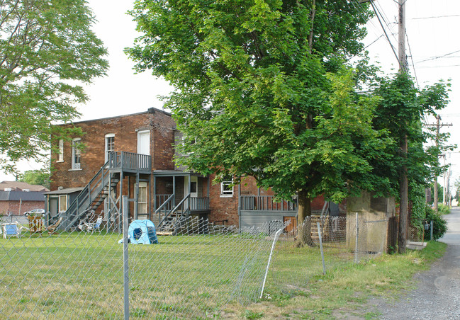 205-209 25th St in Watervliet, NY - Building Photo - Building Photo