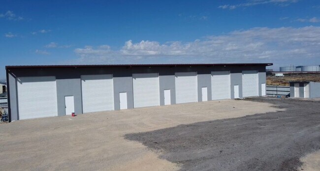 13710 Laura Ln in El Paso, TX - Building Photo - Building Photo