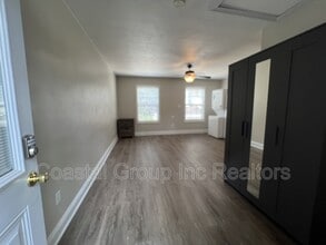 1363 Eagle Ave in Norfolk, VA - Building Photo - Building Photo