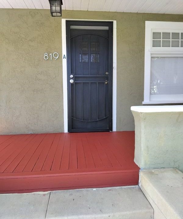 819 N Dos Robles Pl, Unit A in Alhambra, CA - Foto de edificio - Building Photo