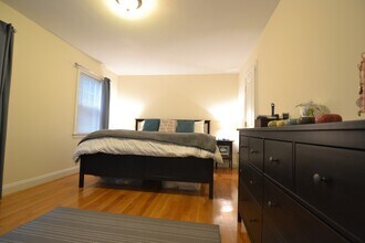 58 Turner St, Unit 1 in Boston, MA - Building Photo - Building Photo