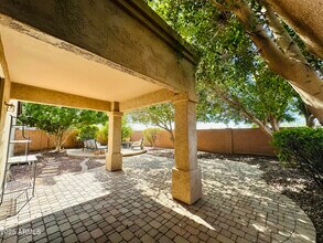 1803 W Frye Rd in Phoenix, AZ - Building Photo - Building Photo