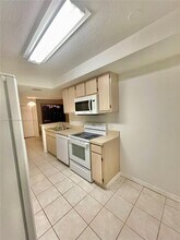 745 SW 148th Ave in Davie, FL - Building Photo - Building Photo