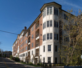 Belle Meade Court in Nashville, TN - Building Photo - Building Photo