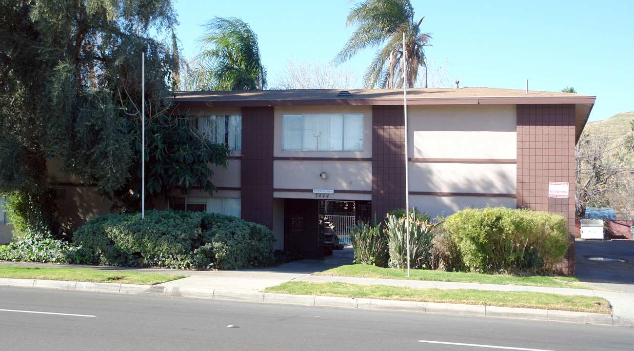 Parkwood Apartments in San Bernardino, CA - Building Photo