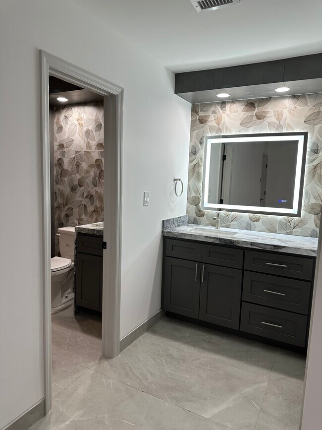 3014 W Arch St in Tampa, FL - Building Photo - Building Photo