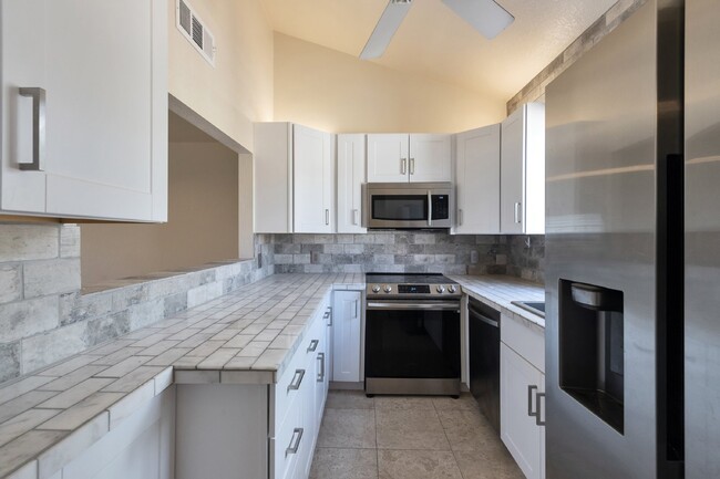 2931 E Rose Ln in Phoenix, AZ - Building Photo - Building Photo