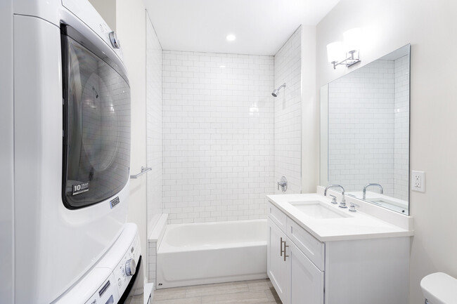 1888 Washington St, Unit 4 in Boston, MA - Building Photo - Building Photo