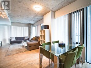 60 Colborne St in Toronto, ON - Building Photo - Building Photo