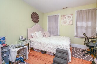 431 Faneuil St, Unit #2C in Boston, MA - Building Photo - Building Photo