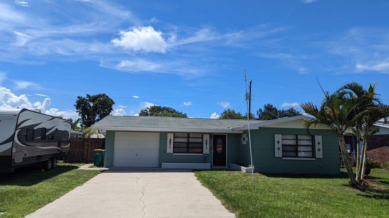 1616 Elizabeth St in Melbourne, FL - Building Photo