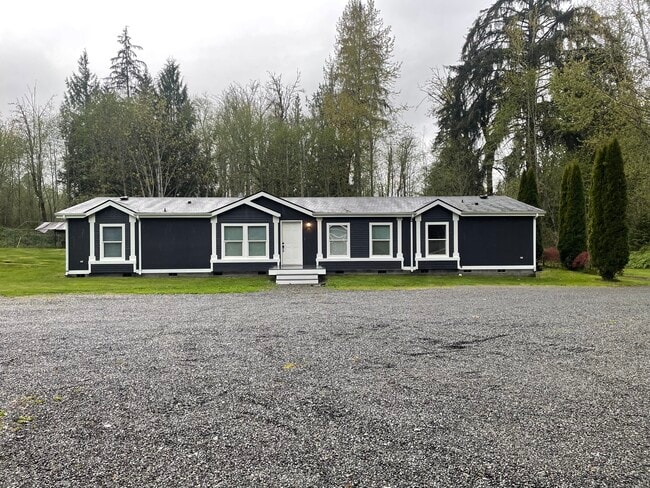 8828 139th Ave NE in Lake Stevens, WA - Foto de edificio - Building Photo