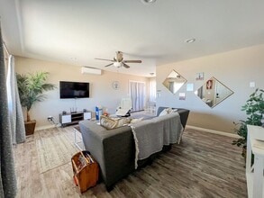 60721 Alta Loma Dr in Joshua Tree, CA - Building Photo - Building Photo