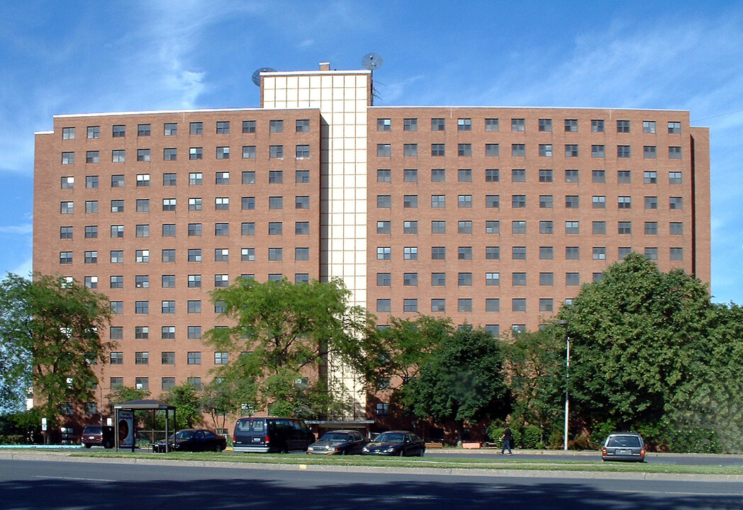 Jackson Towers in Harrisburg, PA - Foto de edificio