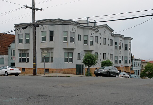 1495 10th Ave in San Francisco, CA - Foto de edificio - Building Photo