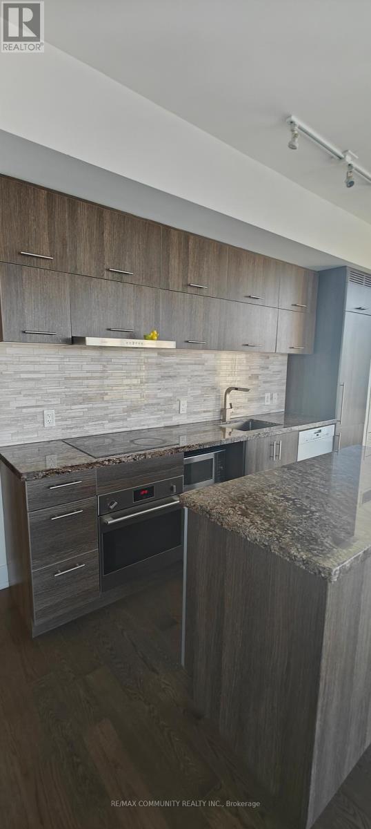 8081-8081 Birchmount Rd in Markham, ON - Building Photo - Building Photo