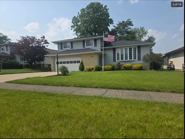 2908 Bowmen Ln in Parma, OH - Building Photo - Building Photo