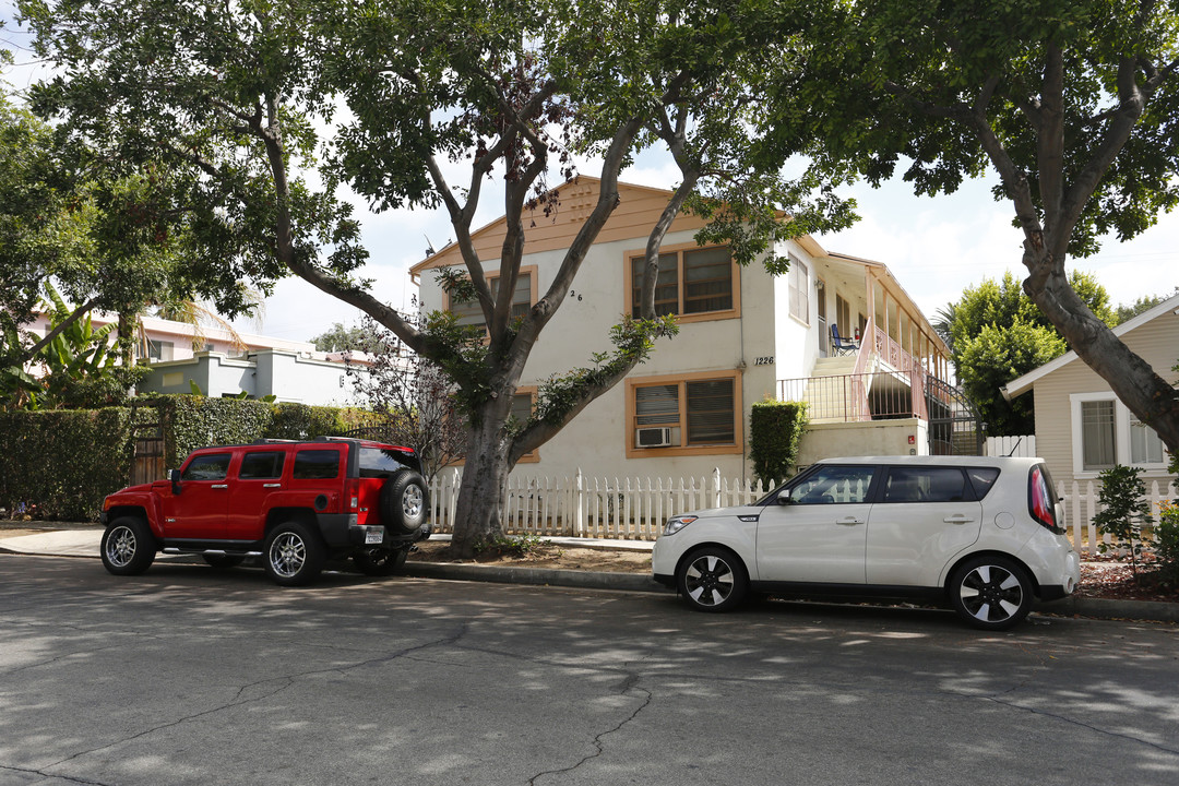 1226 N Ogden Dr in West Hollywood, CA - Building Photo